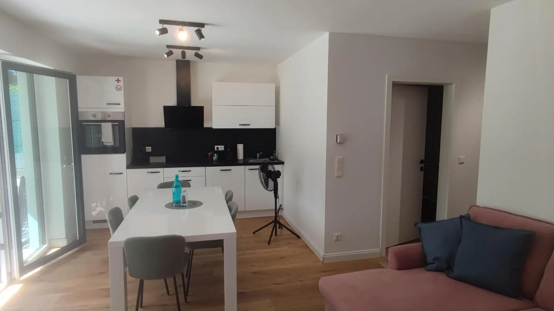 Aparthotel Sahra Vienna Austria